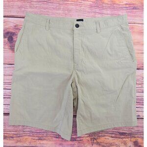 The North Face Mens Beige Nylon Blend Shorts Size 36 Regular Fit With Pockets